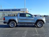 Used 2024 GMC Canyon Denali image 2