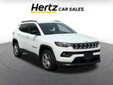 Used 2023 Jeep Compass Latitude image 3