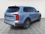 Used 2023 Kia Telluride LX image 6