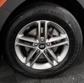 Used 2017 Hyundai Santa Fe Sport image 4