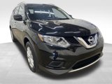 Used 2016 Nissan Rogue SV image 2