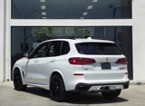Used 2022 BMW X5 M50i w/ Premium Package image 4