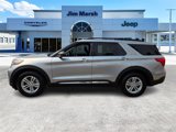 Used 2022 Ford Explorer XLT w/ Equipment Group 202A image 3