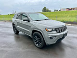Used 2020 Jeep Grand Cherokee Altitude image 3