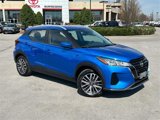 Used 2023 Nissan Kicks SV image 2