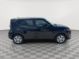 New 2025 Kia Soul LX image 4
