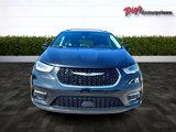 Used 2022 Chrysler Pacifica Touring-L image 6