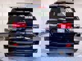 Used 2017 Jeep Grand Cherokee Laredo image 4
