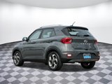 Used 2023 Hyundai Venue SEL image 3