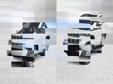 Used 2019 Jeep Grand Cherokee Laredo image 4