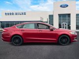 Used 2016 Ford Fusion SE w/ Equipment Group 202A image 2