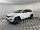 Used 2017 Jeep Grand Cherokee Limited w/ Trailer Tow Group IV image 5