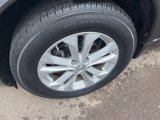 Used 2016 Nissan Rogue SV w/ SV Premium Package image 5