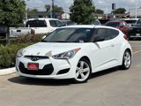 Used 2015 Hyundai Veloster image 2