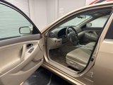 Used 2010 Toyota Camry LE image 5
