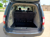 Used 2013 Chrysler Town & Country Touring-L w/ Premium Group image 6