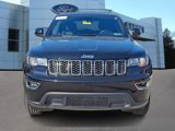Used 2020 Jeep Grand Cherokee Laredo image 2