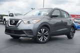Used 2020 Nissan Kicks SV image 2