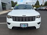 Used 2020 Jeep Grand Cherokee Altitude image 2