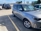 Used 2024 Kia Soul LX image 2