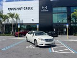 Used 2011 Toyota Avalon Limited image 2