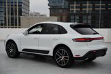 Certified 2022 Porsche Macan image 3