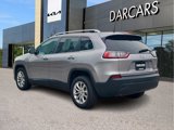 Used 2019 Jeep Cherokee Latitude w/ Popular Appearance Group image 3
