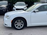 Used 2016 Chrysler 300 C image 5