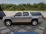 Used 2011 Chevrolet Suburban LT image 4