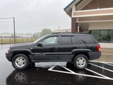 Used 2004 Jeep Grand Cherokee Laredo w/ Tan Your Hide Group image 2