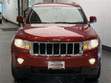 Used 2011 Jeep Grand Cherokee Laredo image 2