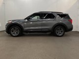 Certified 2022 Ford Explorer XLT w/ Equipment Group 202A image 3