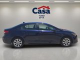 Used 2022 Toyota Corolla LE image 2