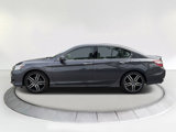 Used 2017 Honda Accord Touring image 5
