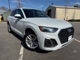 Used 2022 Audi Q5 2.0T Premium w/ Convenience Package image 3