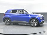 Used 2024 Hyundai Venue SEL image 2