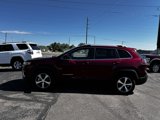 Used 2019 Jeep Cherokee Limited image 2