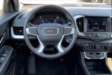 Used 2022 GMC Terrain SLE w/ Driver Convenience Package image 5