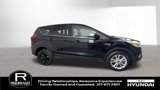 Used 2019 Ford Escape SE image 2