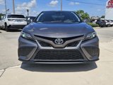 Used 2021 Toyota Camry SE image 2