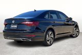 Used 2020 Volkswagen Jetta SEL Premium image 2