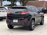Used 2017 Jeep Cherokee Trailhawk w/ Comfort/Convenience Group image 4