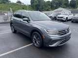 Certified 2022 Volkswagen Tiguan SE image 5