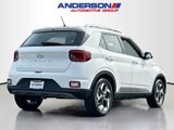 New 2025 Hyundai Venue SEL image 2