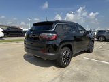 Used 2022 Jeep Compass Limited image 4
