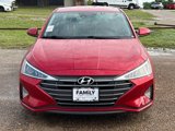 Used 2020 Hyundai Elantra SEL image 2