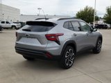 New 2025 Chevrolet Trax RS w/ Sunroof Package image 3