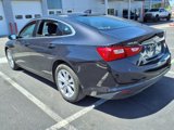 Used 2023 Chevrolet Malibu LT image 2