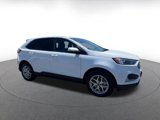 Used 2023 Ford Edge SEL image 2