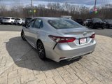 Used 2022 Toyota Camry SE image 5